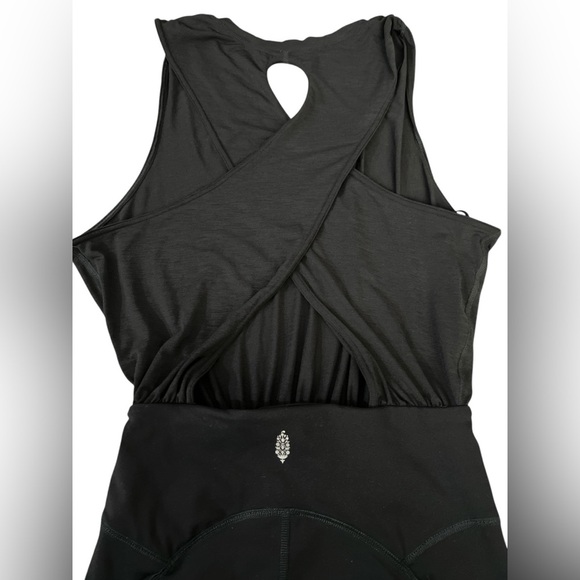 Free People Movement Black Runsie Running One Piece Lounge Bodysuit Romper New - Picture 3 of 7